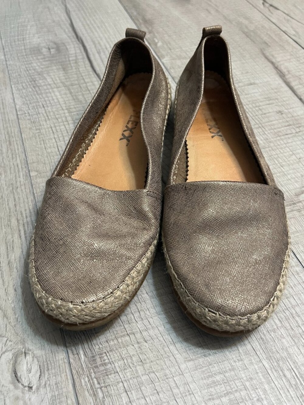 The FLEXX Espadrille Flats Metallic Bronze Textured Slip On Comfort Shoes US 8.5